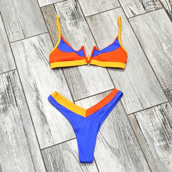 NWOT ONEONE "Jenna" Top & "Jesse" Bottom Cayman Colorblock 2-Piece Bikini - Picture 5 of 13